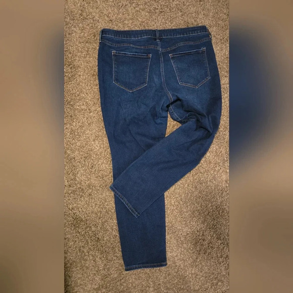 Women's  Old Navy denim jeans size 16 short mid rise pop icon skinny. - Picture 4 of 4